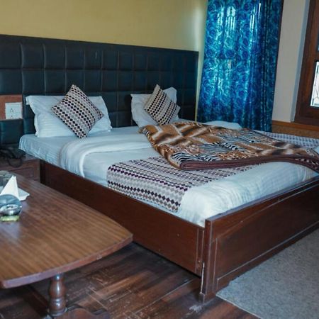 หิมาลายา เมาน์ วิว รีสอร์ต Hotel กอซานี ภายนอก รูปภาพ