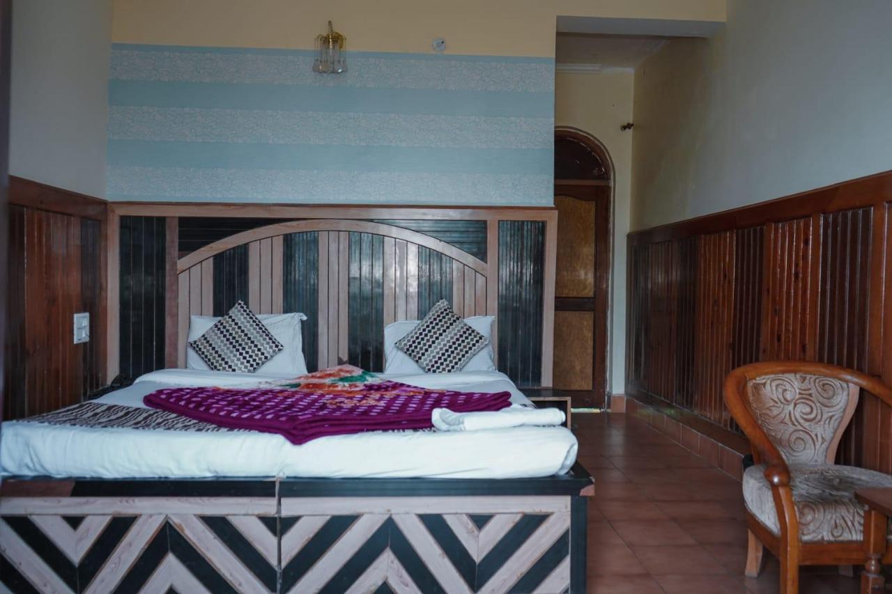 หิมาลายา เมาน์ วิว รีสอร์ต Hotel กอซานี ภายนอก รูปภาพ