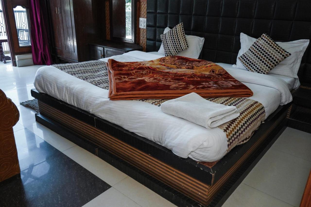 หิมาลายา เมาน์ วิว รีสอร์ต Hotel กอซานี ภายนอก รูปภาพ